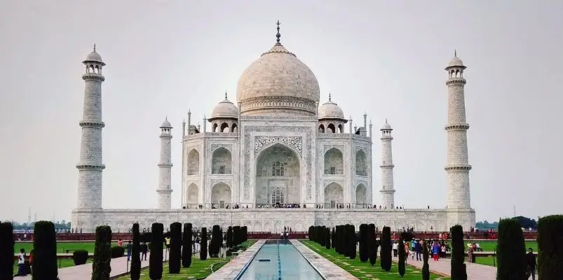 Agra (1)